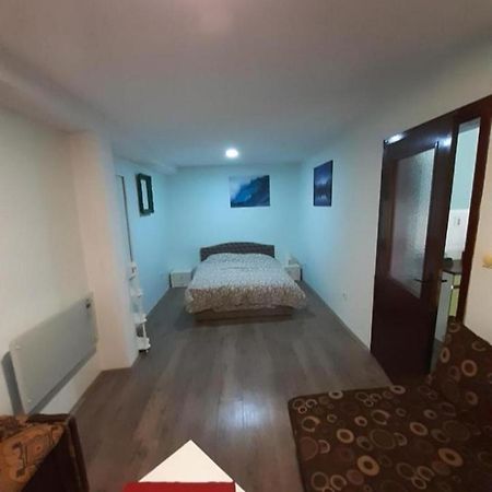 Hotel Juliana Belgrad Exterior foto