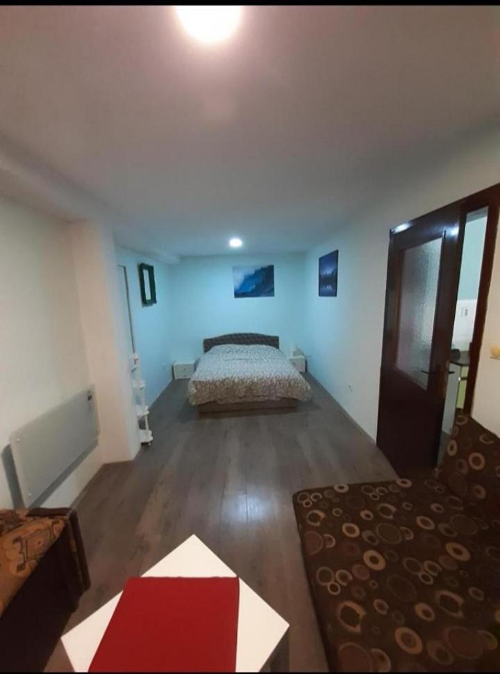 Hotel Juliana Belgrad Exterior foto